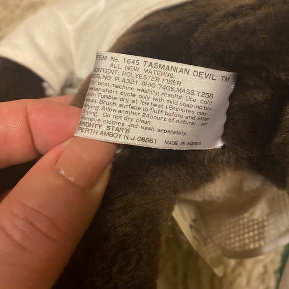 Vintage Tasmanian Devil plush vintage 1988 Playing tennis - Picture 6 of 10